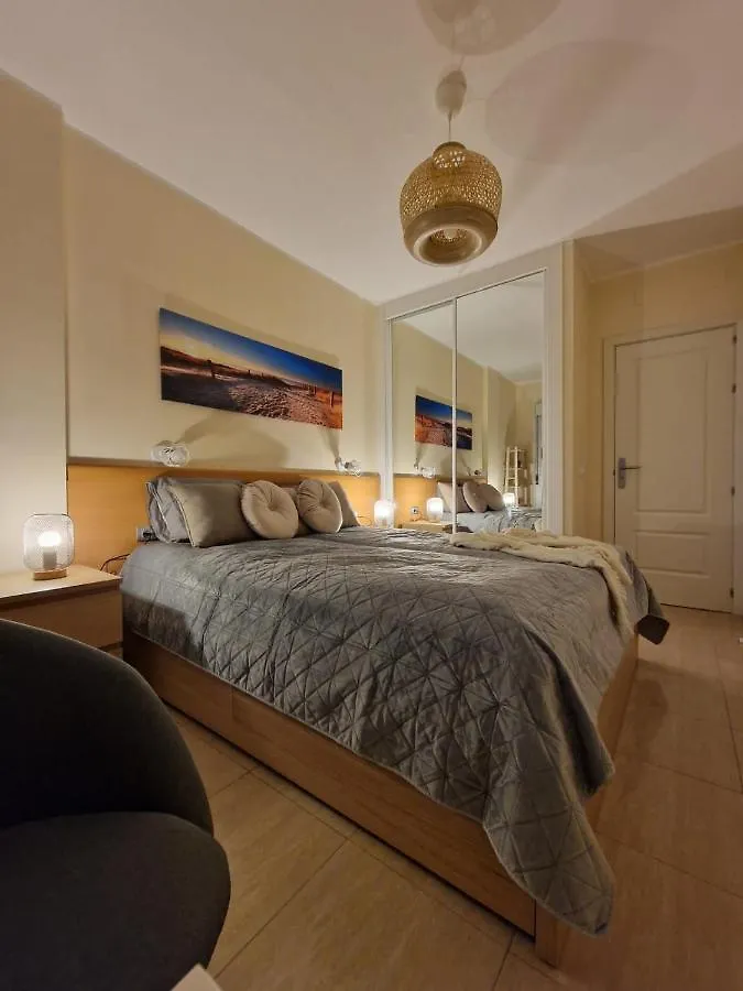 Sunny Ocean View Apartment - Pool, Fibre Net San Miguel de Abona