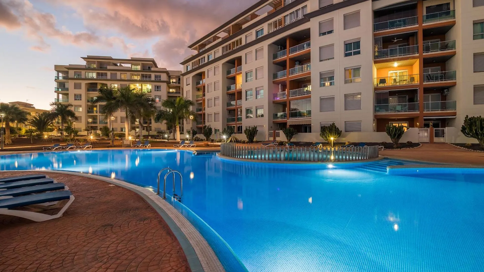 Sunny Ocean View Apartment - Pool, Fibre Net San Miguel de Abona